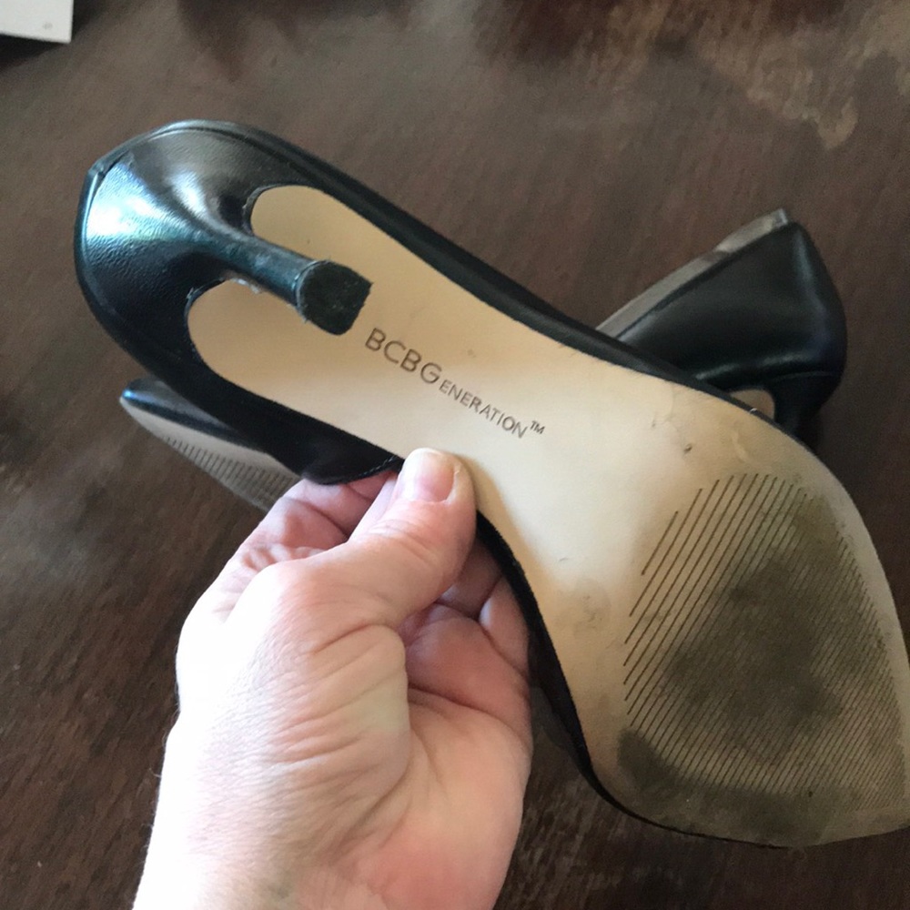 BCBGeneration black heels - Picture 6 of 7